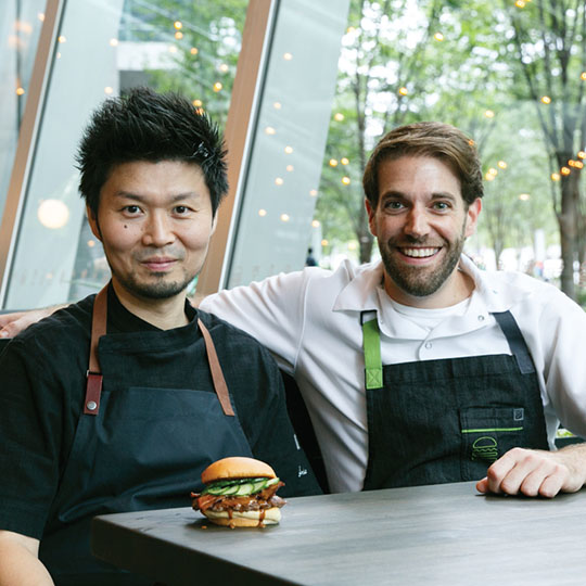 Chef Zaiyu Hasegawa with shake shack employee