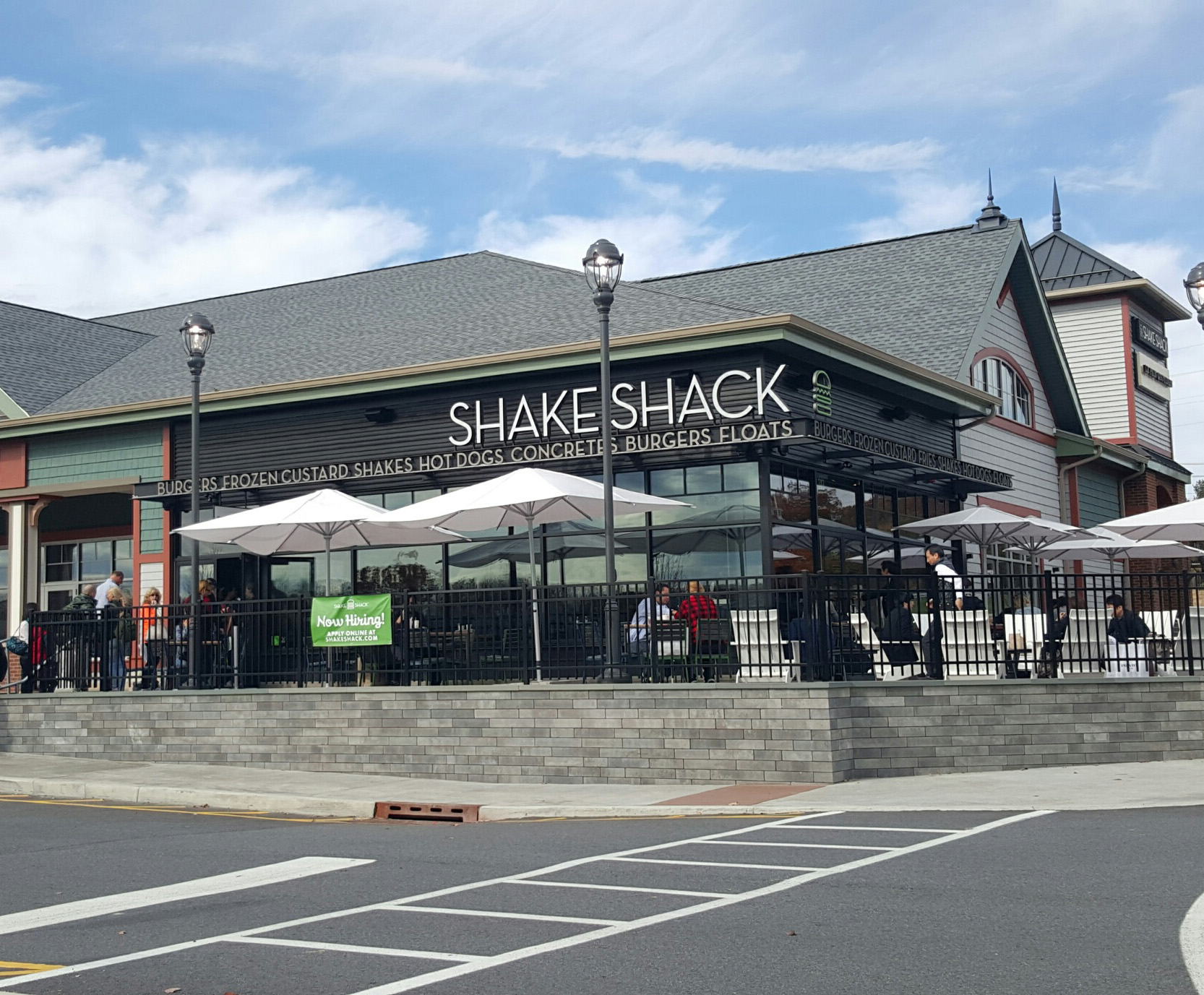 Shake Shack at 199 Niagara Lane Central Valley, NY