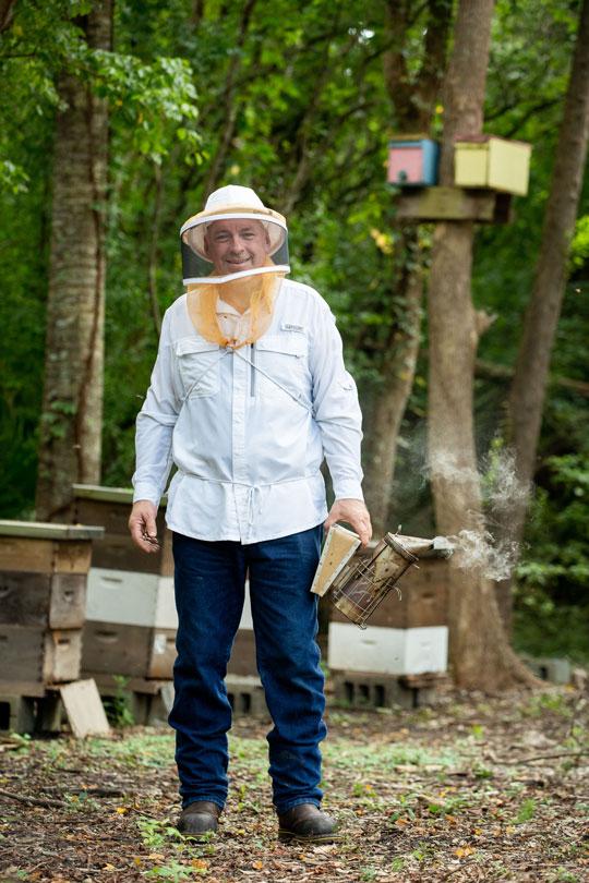 Damon Roy beekeeper